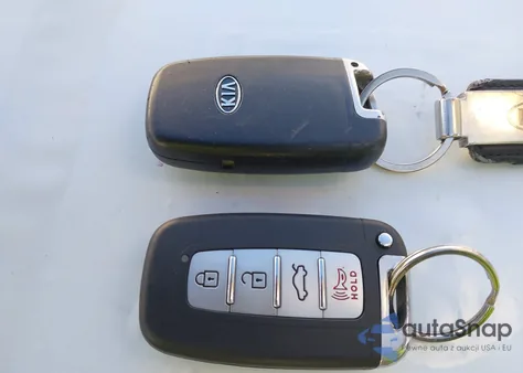 2011 Kia Optima Ex z USA, uszkodzony, nr VIN KNAGN4A77B5173942